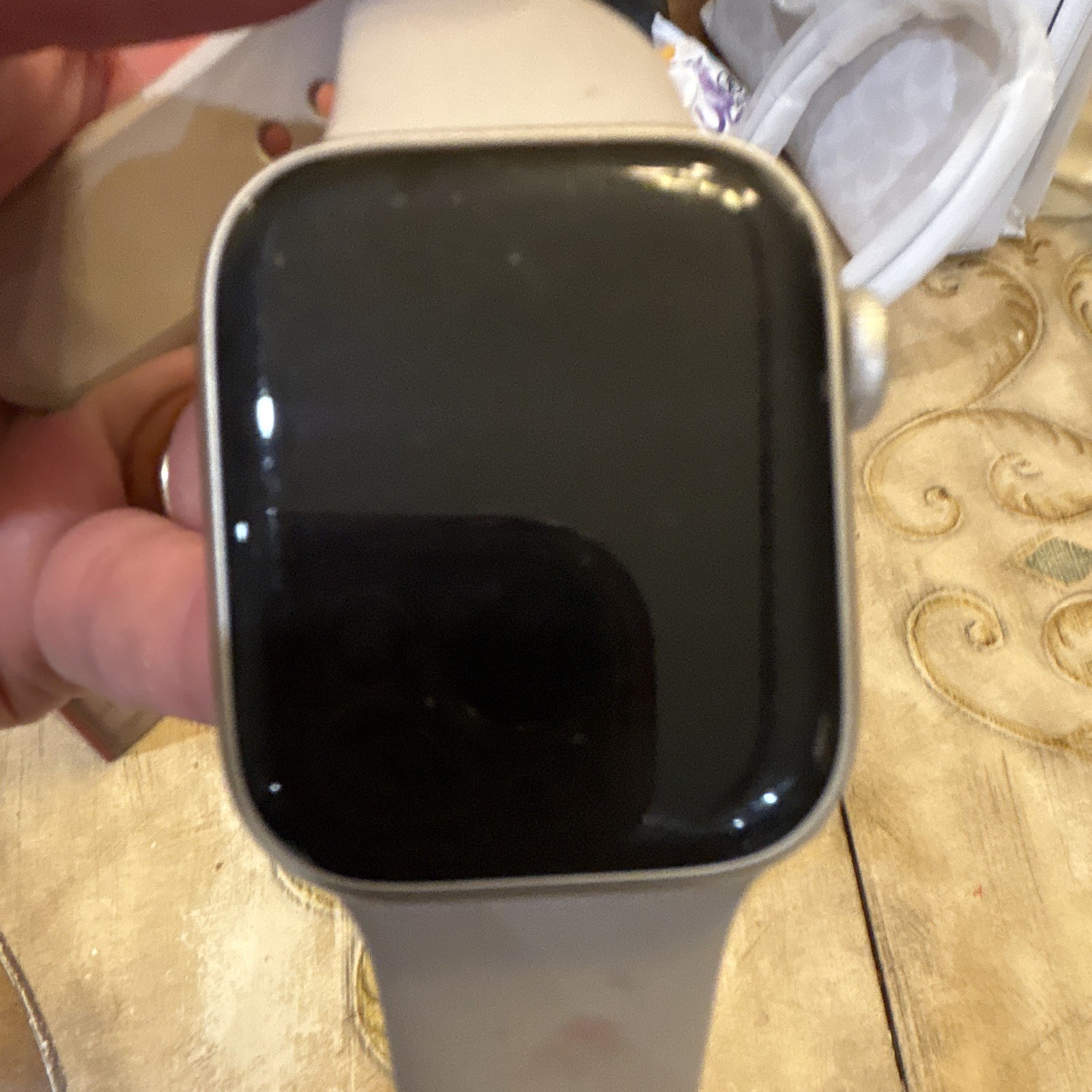Apple Watch 45mm Silver Aluminum Case White Silicone Band Heart Rate Monitor