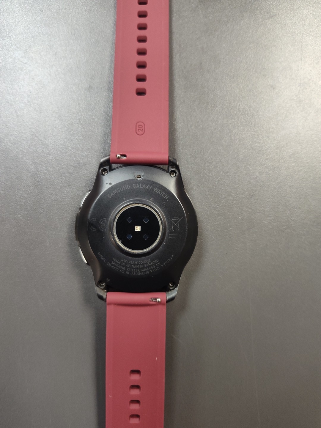 Samsung Galaxy Watch SM-R810 42mm Midnight Black Case Classic Buckle Maroon
