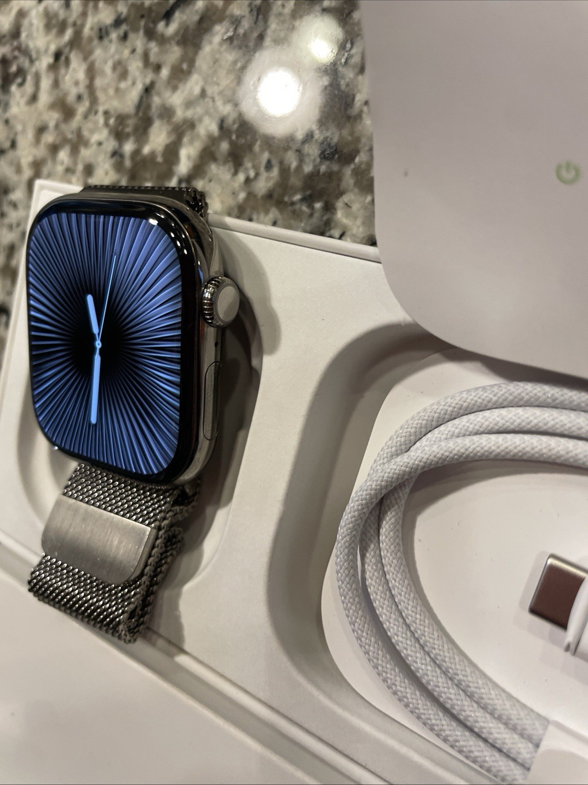 Apple Watch Series 10 Titanium 46m GPS + LTE Natural Titanium with Milanese Loop