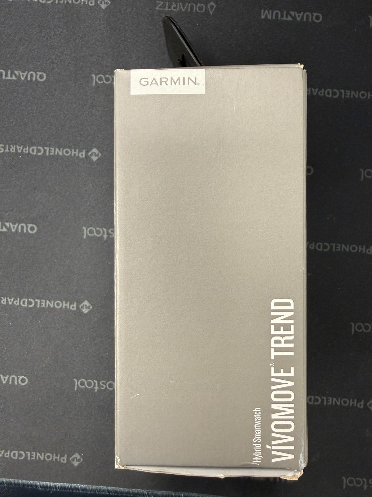 Garmin Vivomove Trend 40mm Hybrid Smartwatch – Ivory