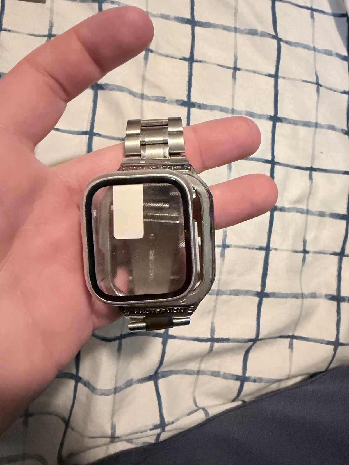 Apple Watch SE 3 (Nike Edition) and a metal link bracelet (fashionable)