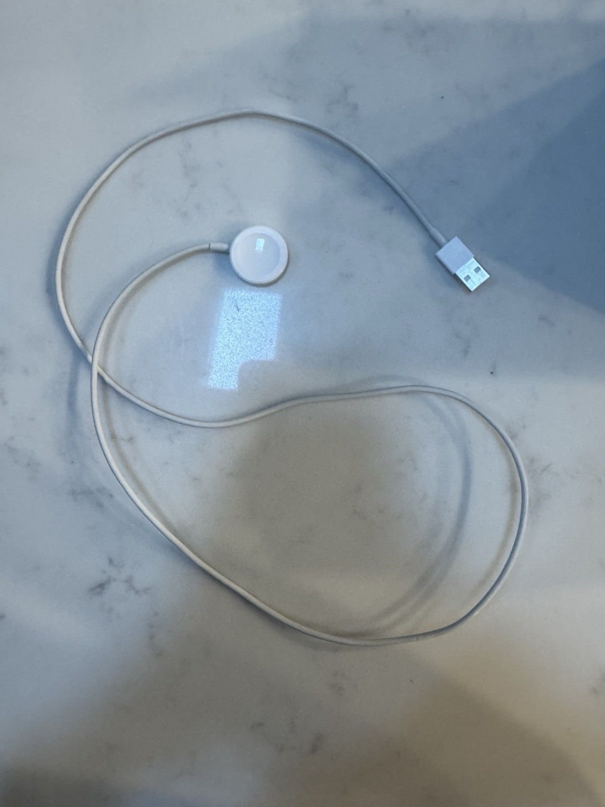 Apple Watch Series 3, 38mm Silver Case and White Silicone Band