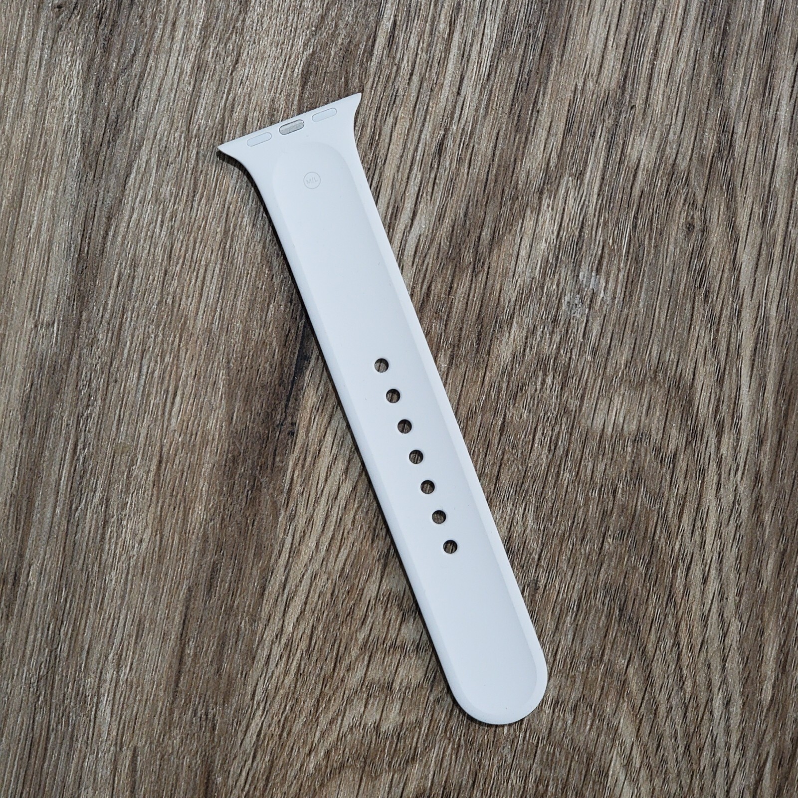 Apple Watch Sport Band Series 5 White Color Medium Large 40 MM single strap only