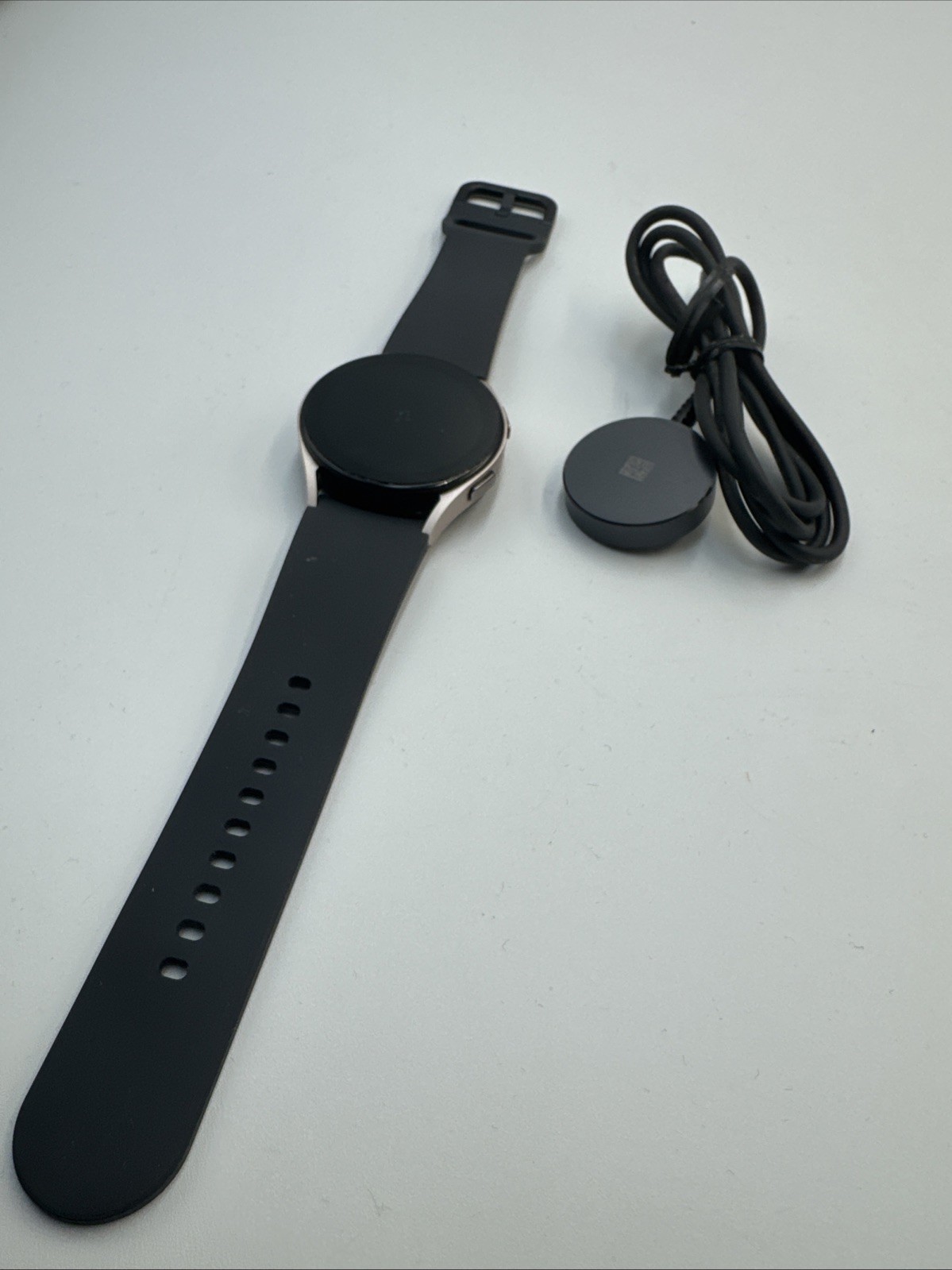 Samsung Galaxy Watch5 40mm SM-R900 Pink Gold BT Used Tested