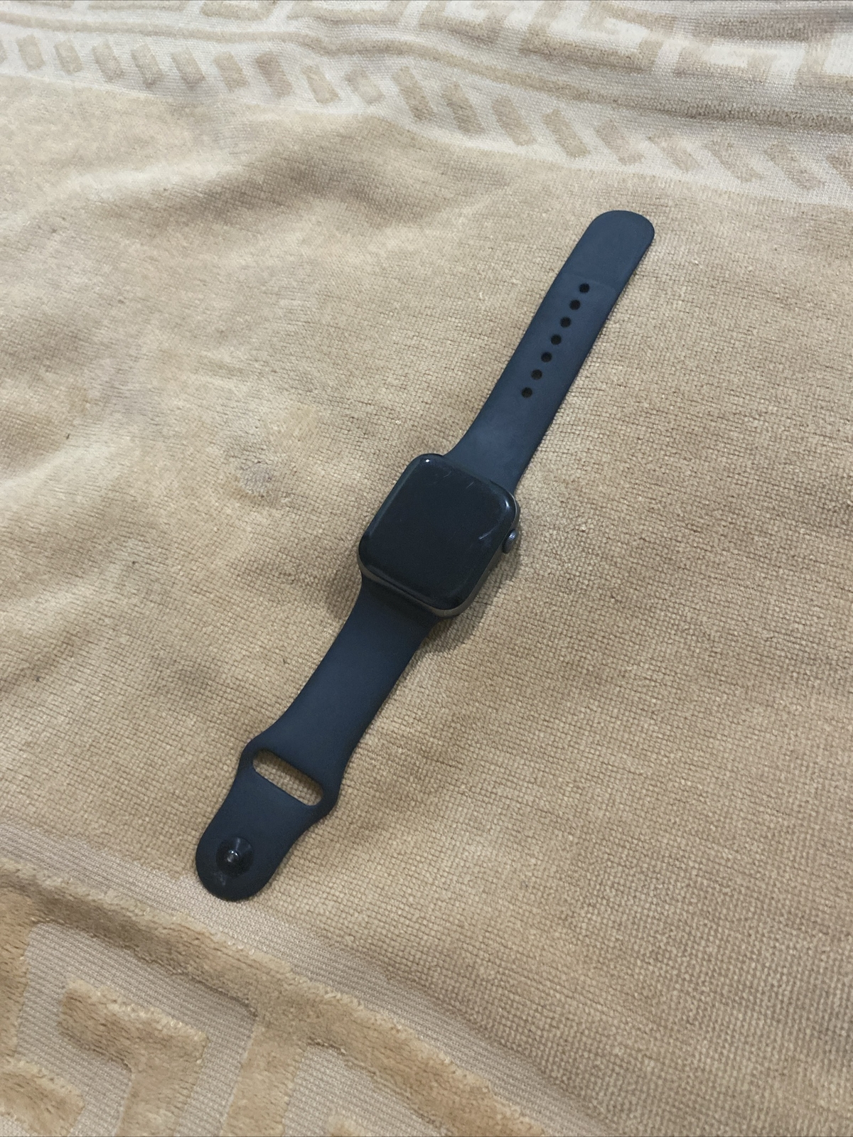 Apple Watch Series 5 44mm Space Gray Aluminum Case with Black Sport Band – S/M &