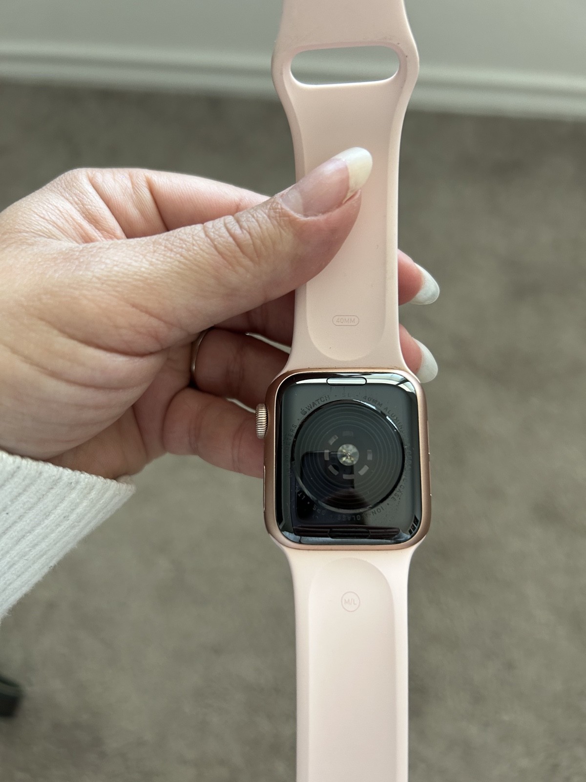 Apple Watch SE, 40 MM, Pink Silicone Band Included (M/L)