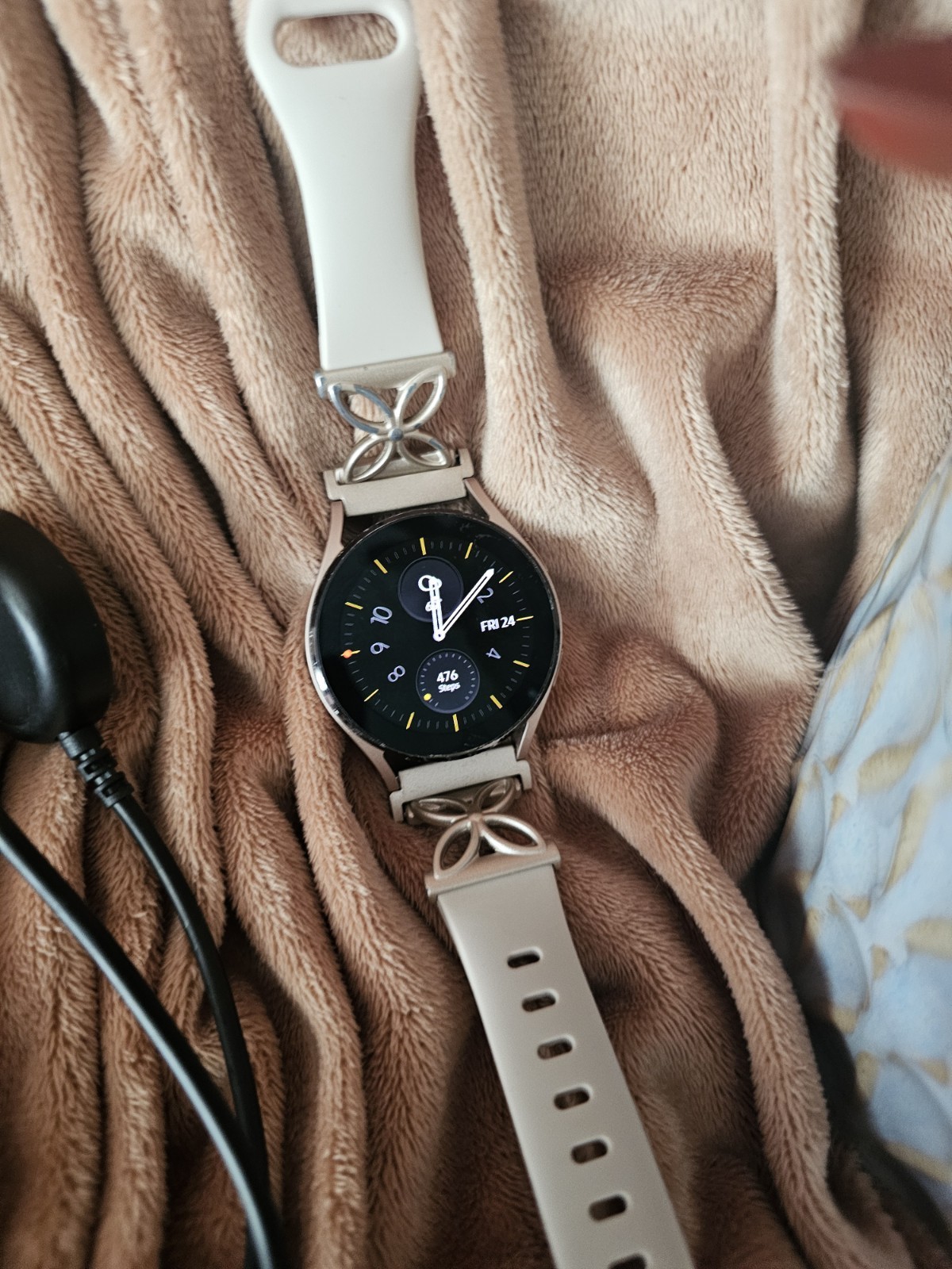 Samsung Galaxy Watch 4 SM-R860 Bluetooth /GPS/WiFi 40mm – PINK