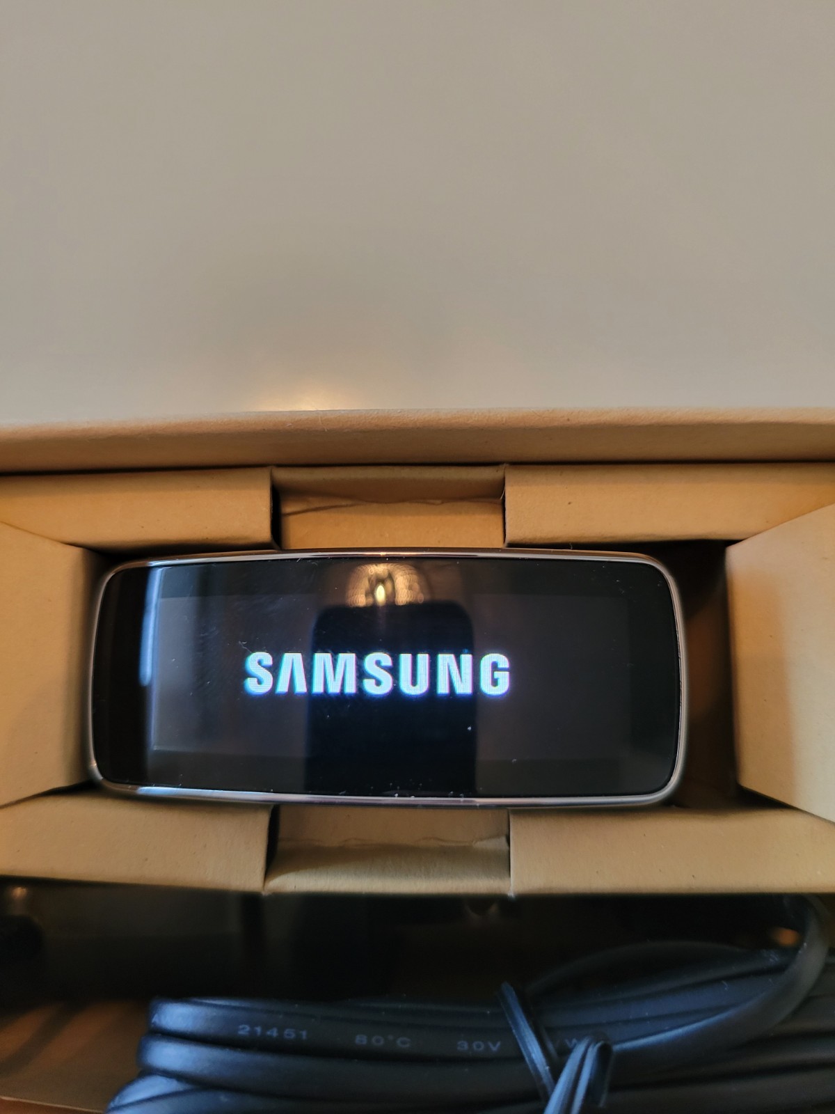 Samsung Galaxy Gear Fit Smart Watch – Black Open Box