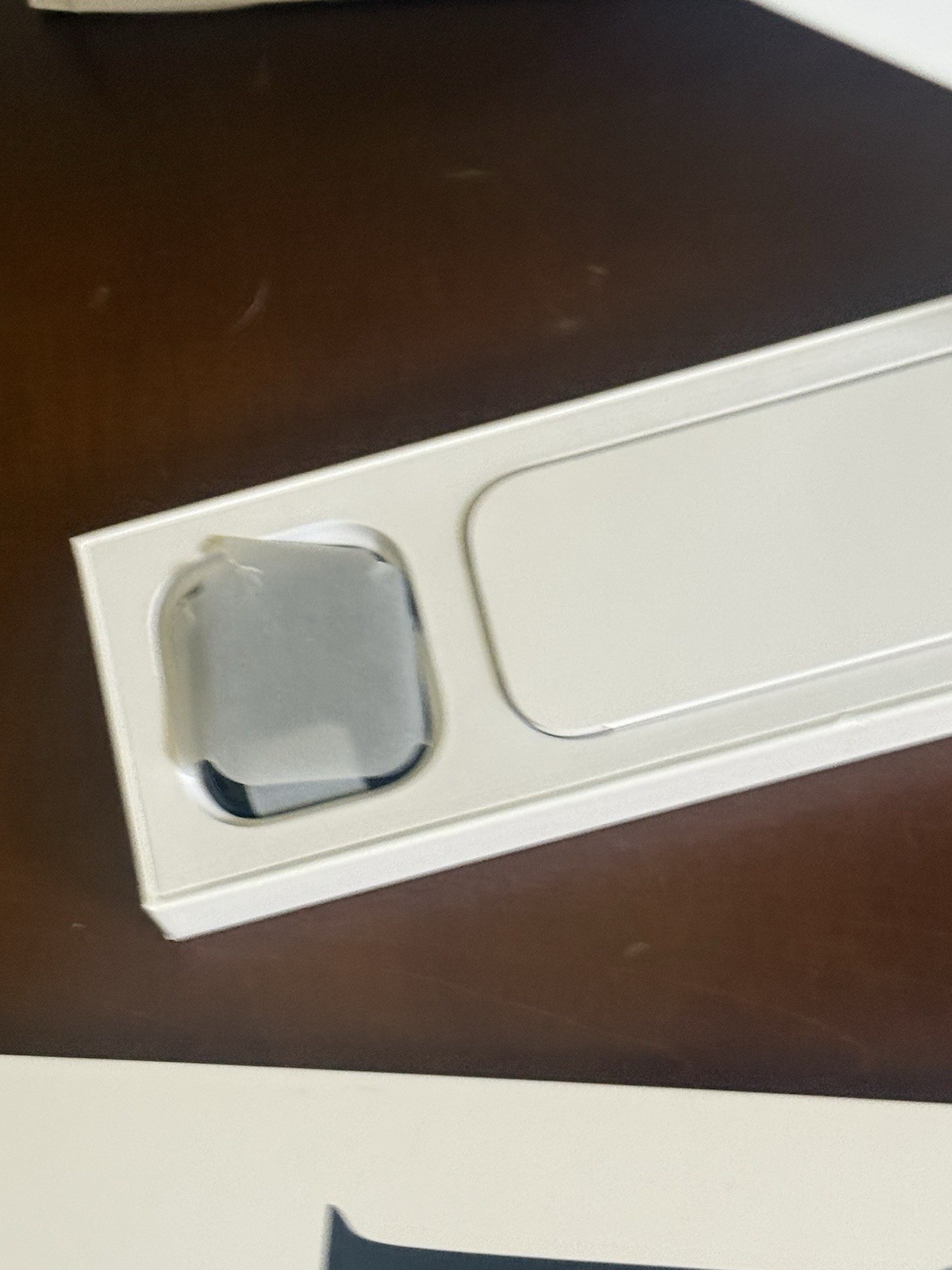 New Sealed Apple Watch SE 2nd Gen MNTF3LL/A Midnight 44mm Case And Sport Band