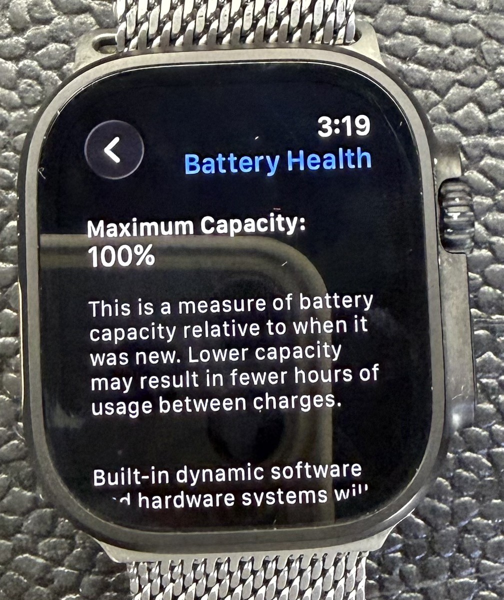 Apple Watch Ultra 2 49mm Titanium Case (GPS +Cellular) A2986 (PD3049592)