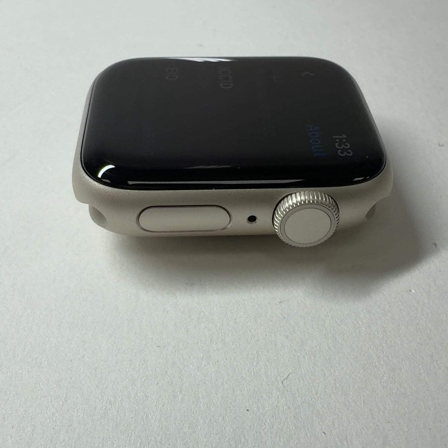 Unlocked Apple Watch SE 3 40MM Starlight Aluminum Starlight Sport Band MEP64LW/A
