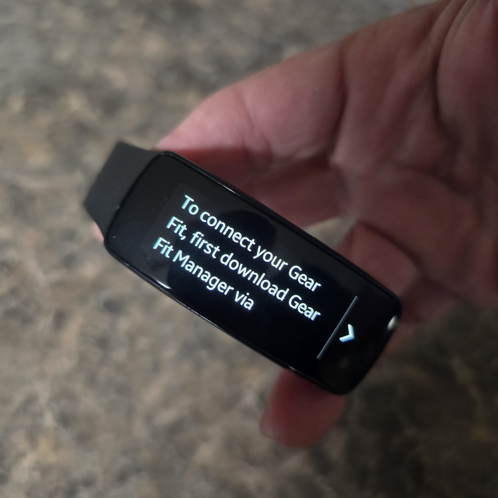 Samsung Galaxy Gear Fit SM-R350 Smartwatch Fitness Black w/ Curved Super Display