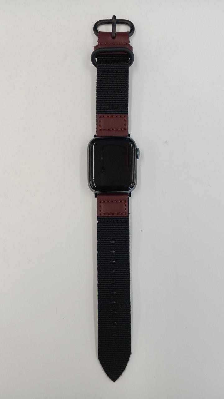 Apple Watch Series 5 32GB Smartwatch, Used, Scratched, 85% Battery, 2019