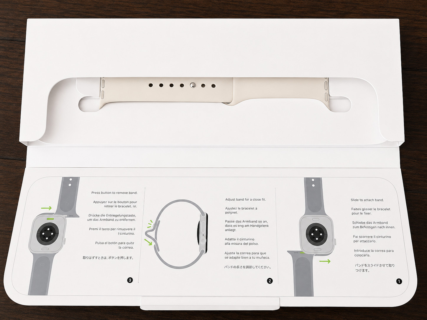 Apple Watch Series 2 (42mm) Aluminum – Silver with White Sport Band – GPS – Orig