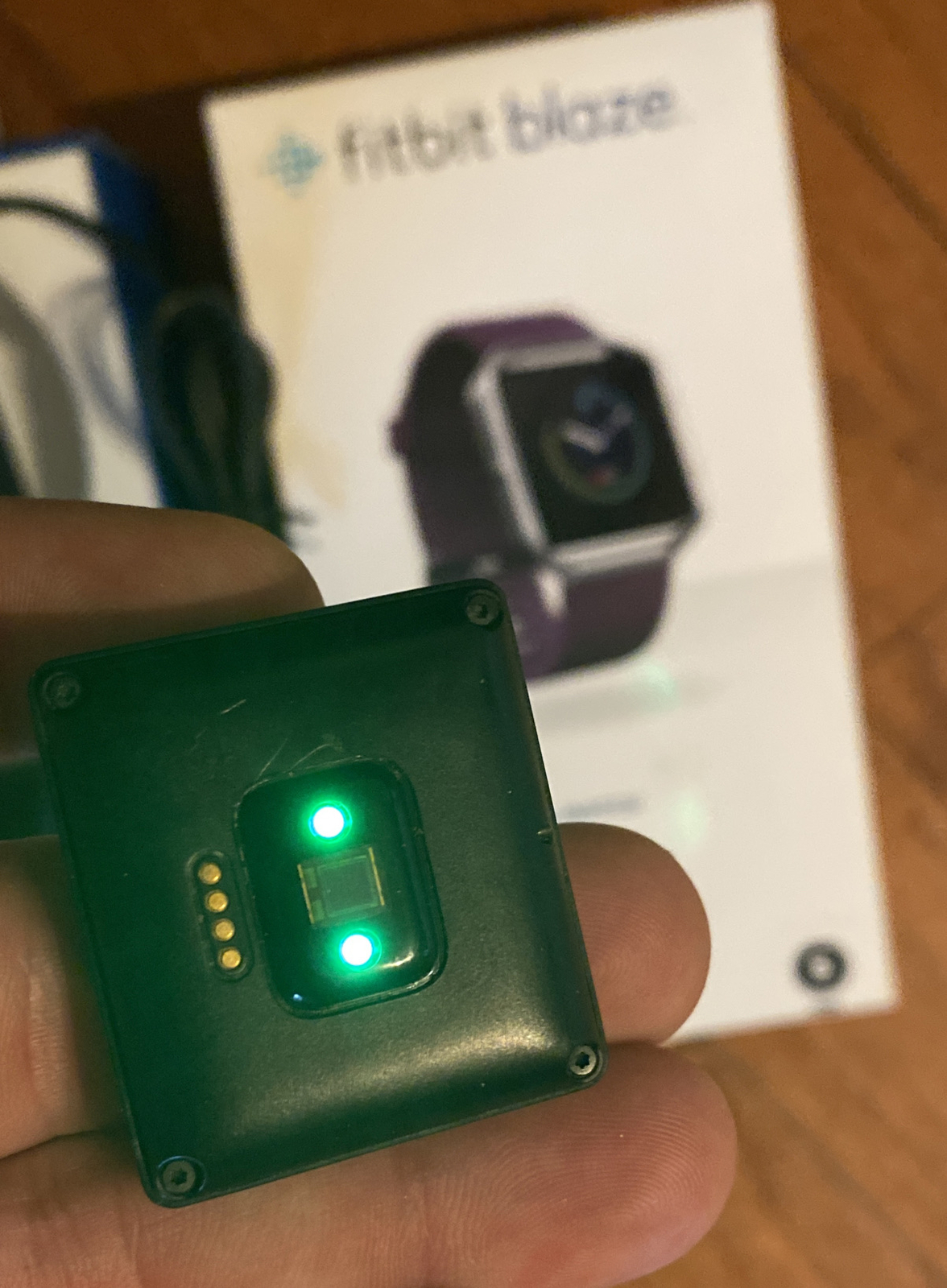 Fitbit Blaze Smartwatch HR MP3 Shwroom Mdl In GIFT BOX +3 Bands & Cord TESTED