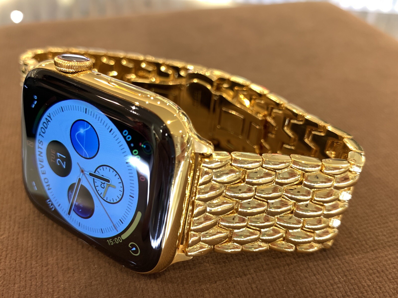 Custom 45mm Apple Watch Series 7 Stainless Steel 24K Gold Plated LTE+Blood O2