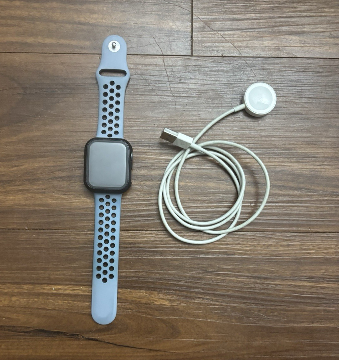 Apple Watch Series 44mm Gray Aluminum & ceramic Case light blue Silicone Band BT