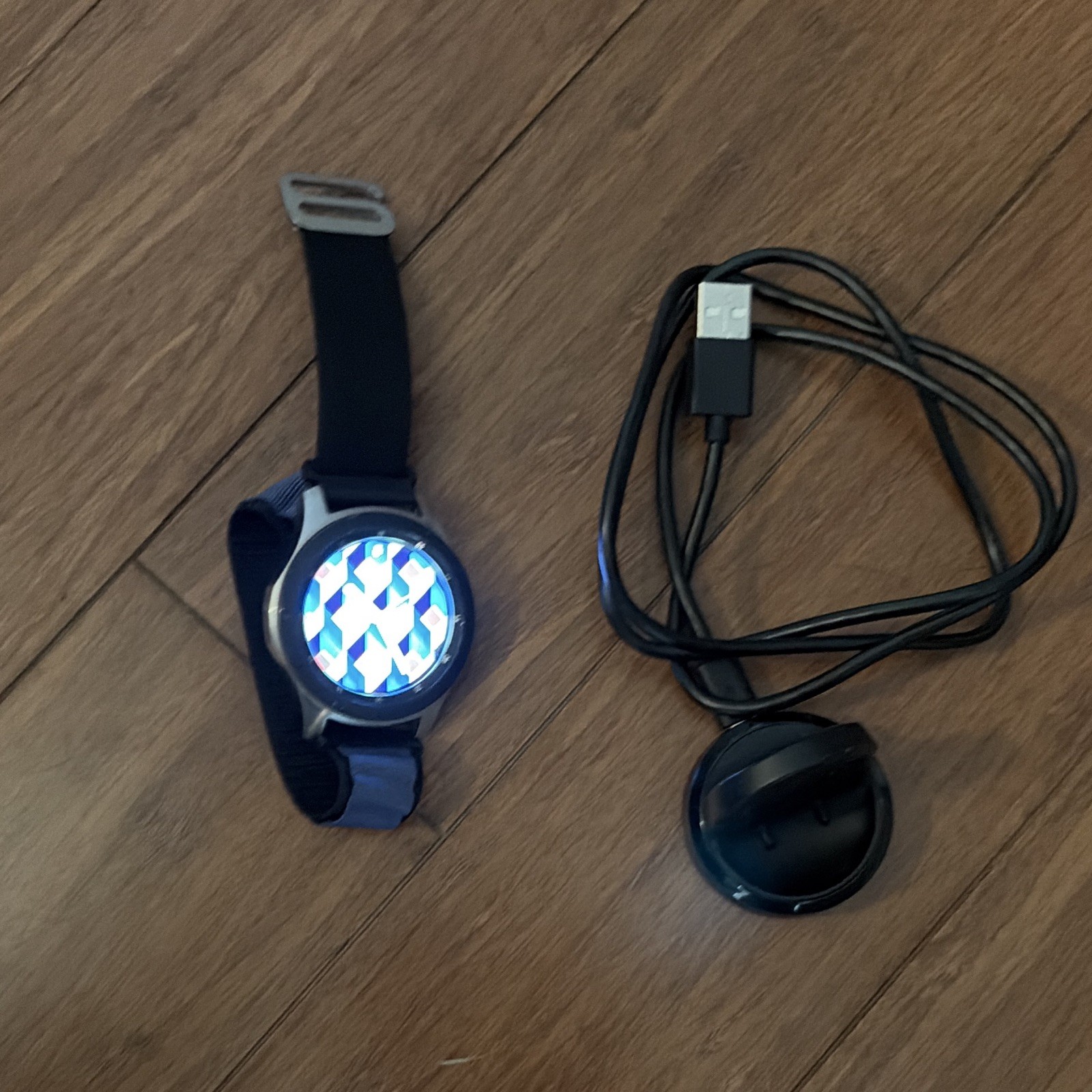 Samsung Galaxy Watch 46mm Silver Metal Case Black Fabric Band