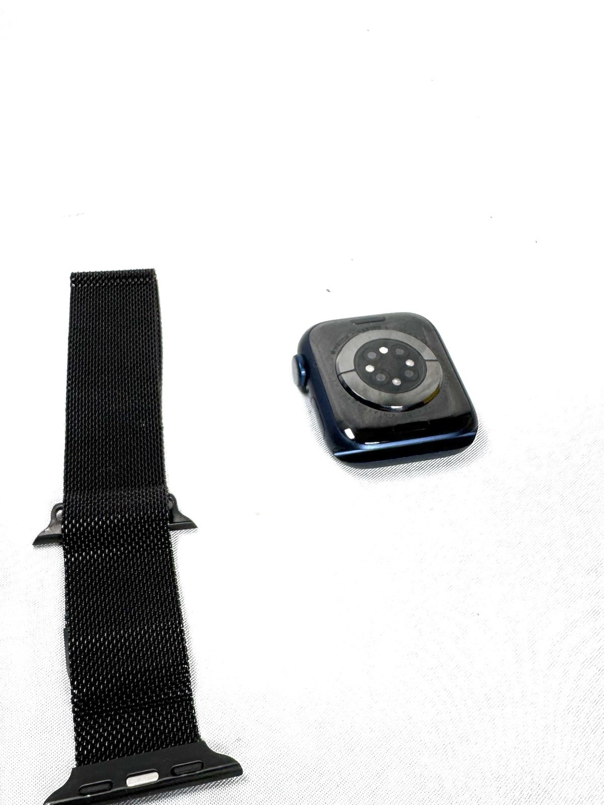 Apple Watch Series 6 A2291 GPS + Cellular Aluminum 40mm – LOCKED