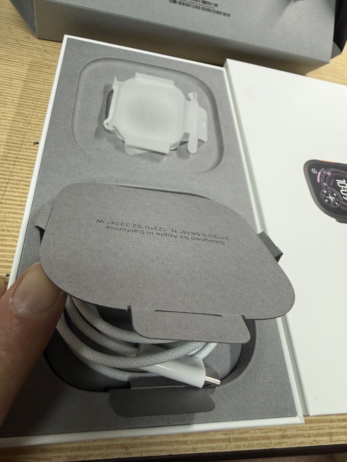 Apple Watch Ultra 3 49mm Black Titanium (Cellular) Black Alpine Loop – Open Box