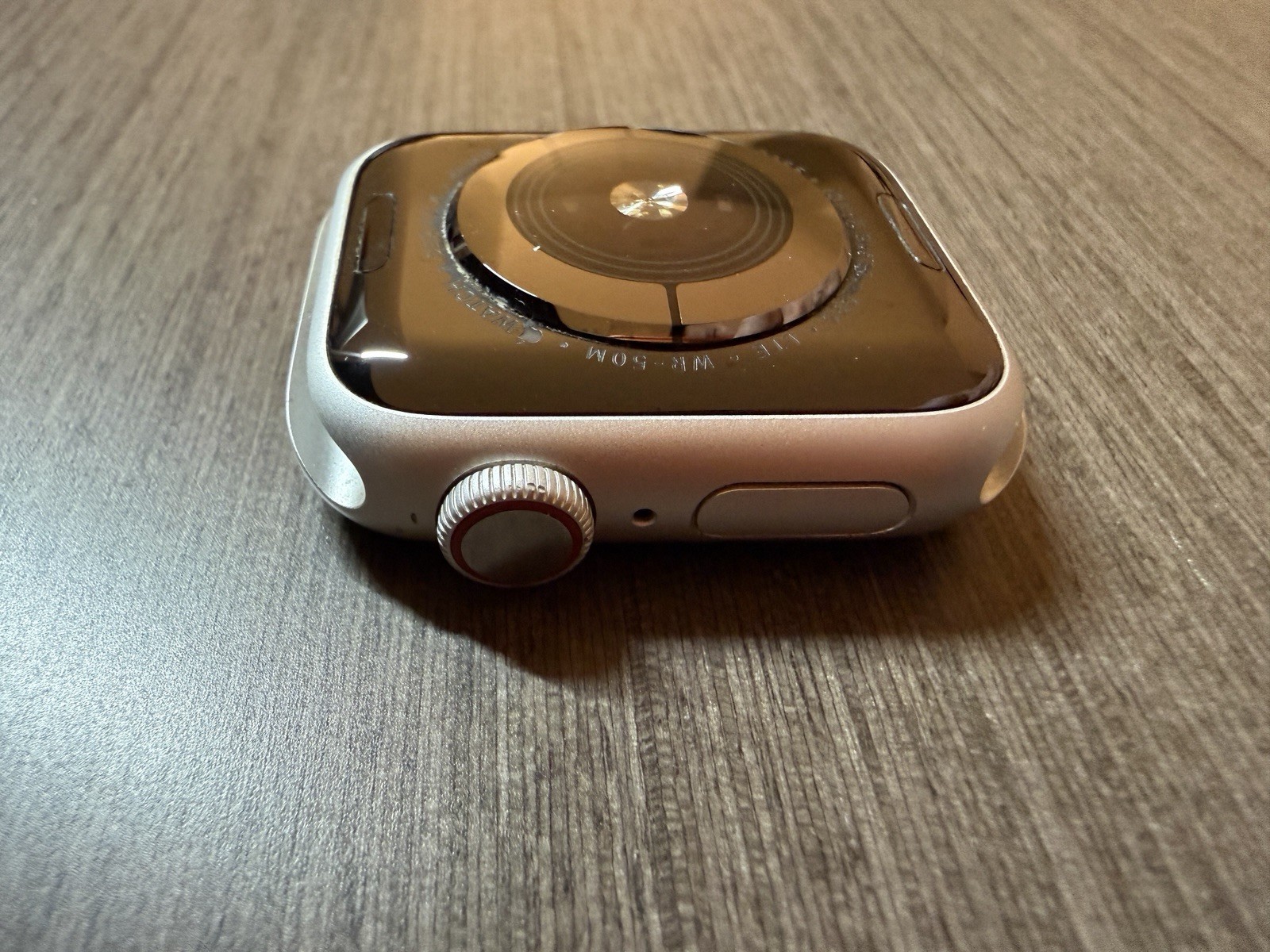 Apple Watch Series 4 40 mm Stainless Steel Case No Band (GPS + Cellular)