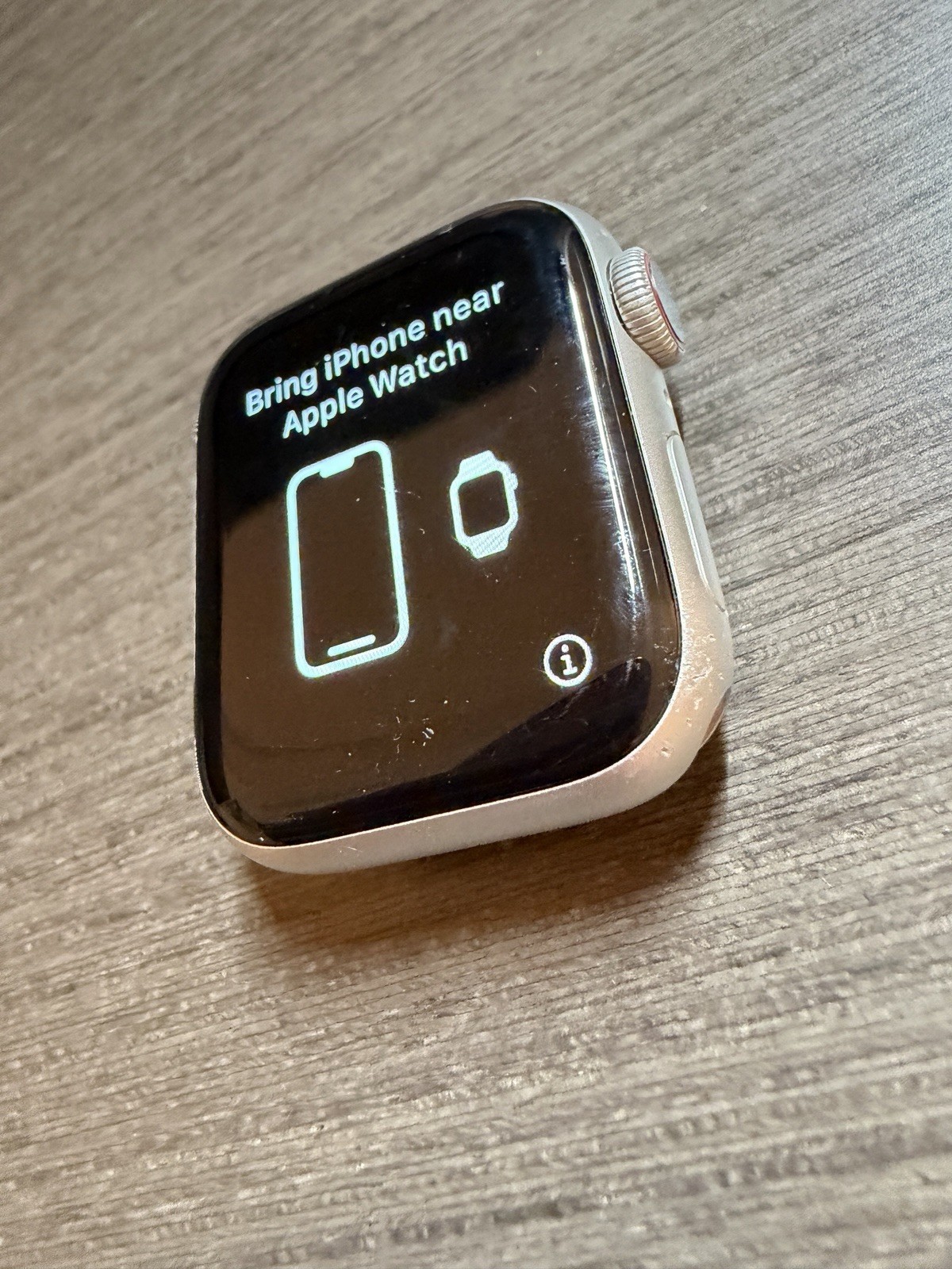 Apple Watch Series 4 40 mm Stainless Steel Case No Band (GPS + Cellular)