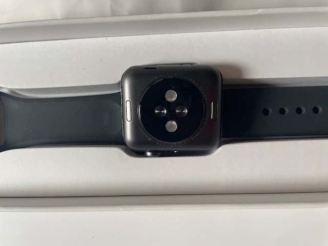 APPLE WATCH – SERIES 3 (GPS) – 38mm – 8gb – Black – EUC – FREE SHIP!!