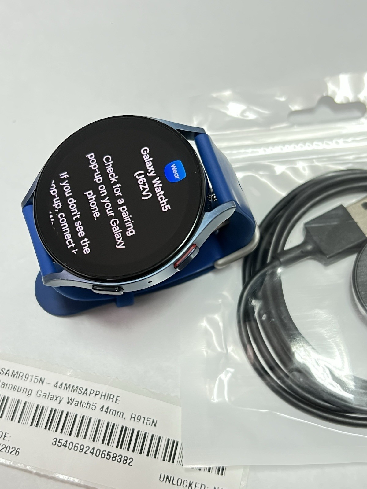 Samsung Galaxy Watch5 44mm Bluetooth GPS Aluminum Watch R915