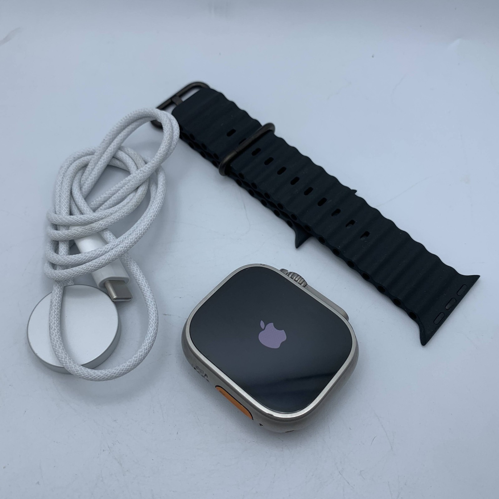 Apple Watch Ultra 49mm (GPS + Cellular) Natural Titanium Very Good Condition