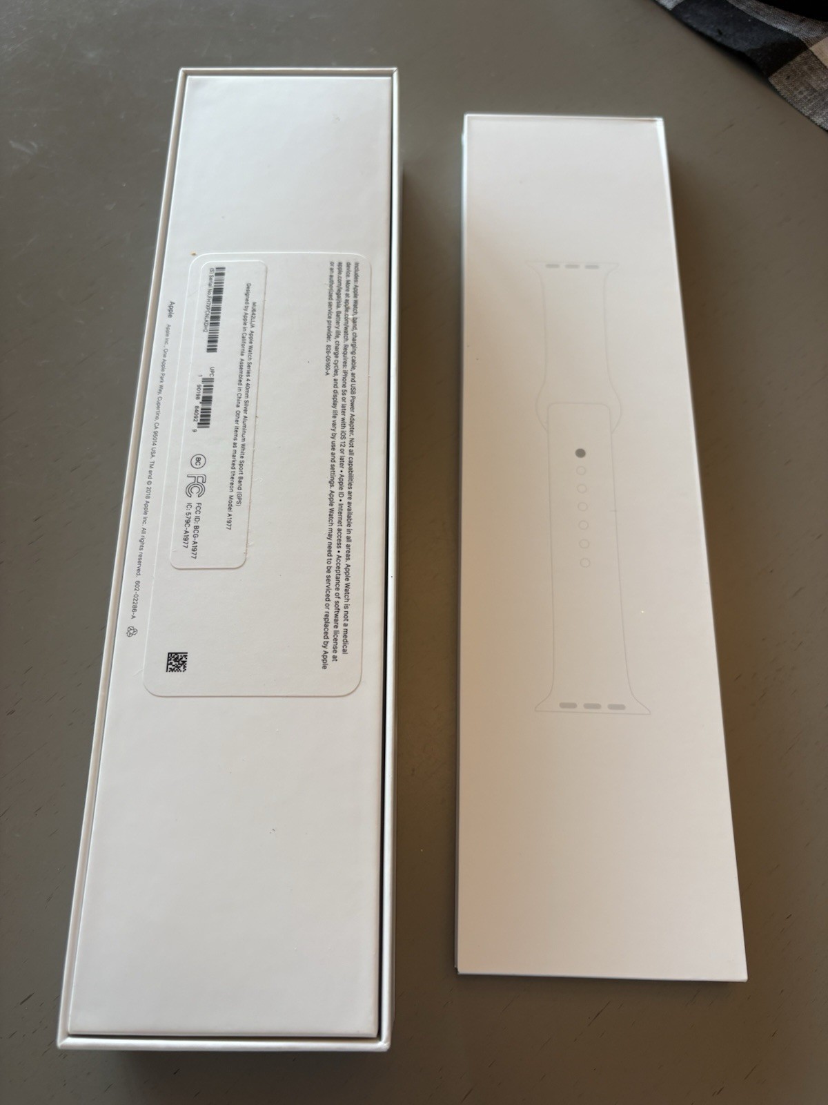 Apple Watch Series 4 Silver Aluminum Case 40mm