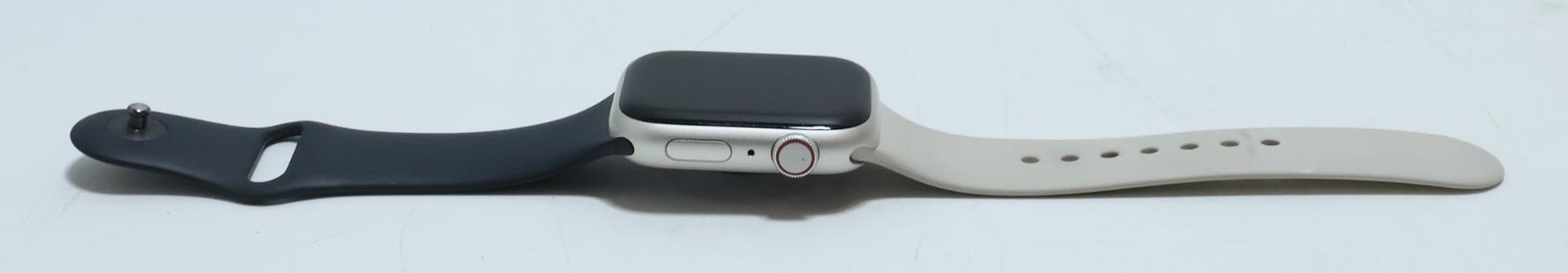 Apple Watch Series 8 Aluminum Case 45mm (GPS + Cellular) MNVQ3LL/A Silver
