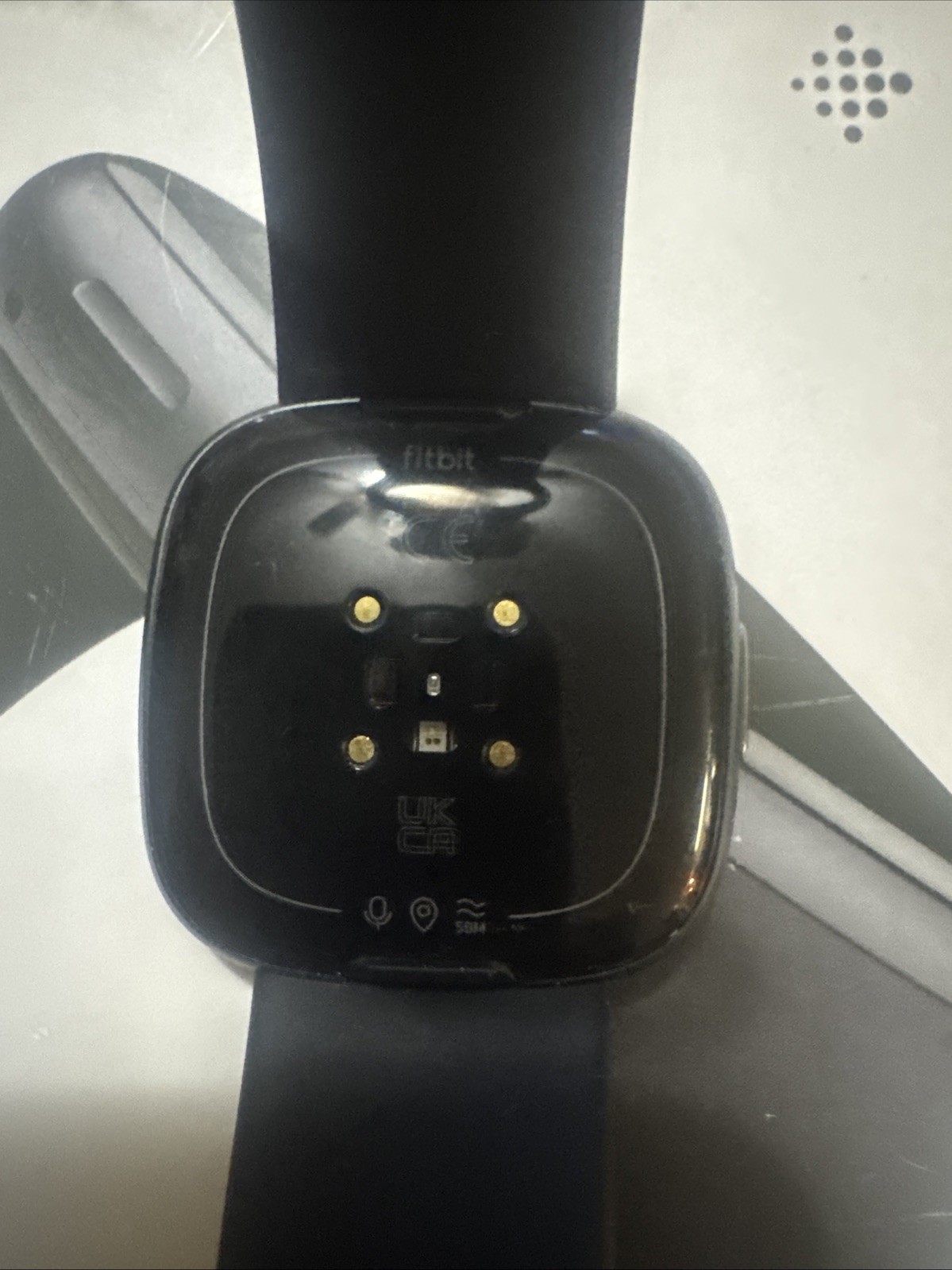 Fitbit Versa 4 Fitness Smartwatch GPS Heart Rate Sleep Tracking Black Graphite