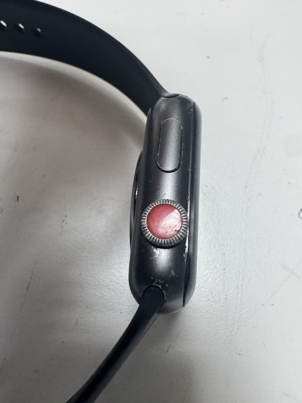 Apple Watch Series 3 GPS Cellular 42mm Aluminum Gray Case Watch MQK22LL/A a1861