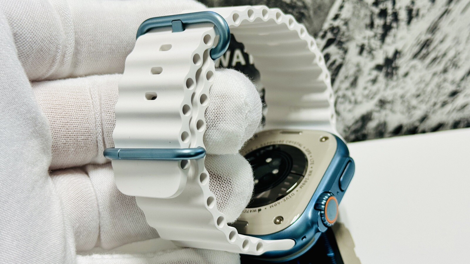 Metallic Blue Apple Watch ULTRA 2 49mm Titanium Custom Anodized Blue White Ocean