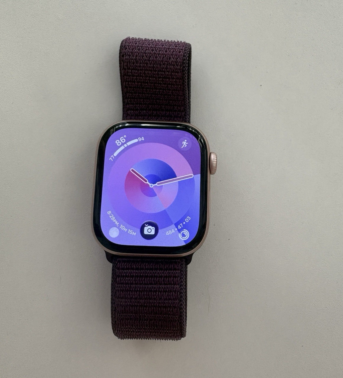 Apple Watch Series 10 GPS 41mm Gold Aluminum Case Purple Nylon Band