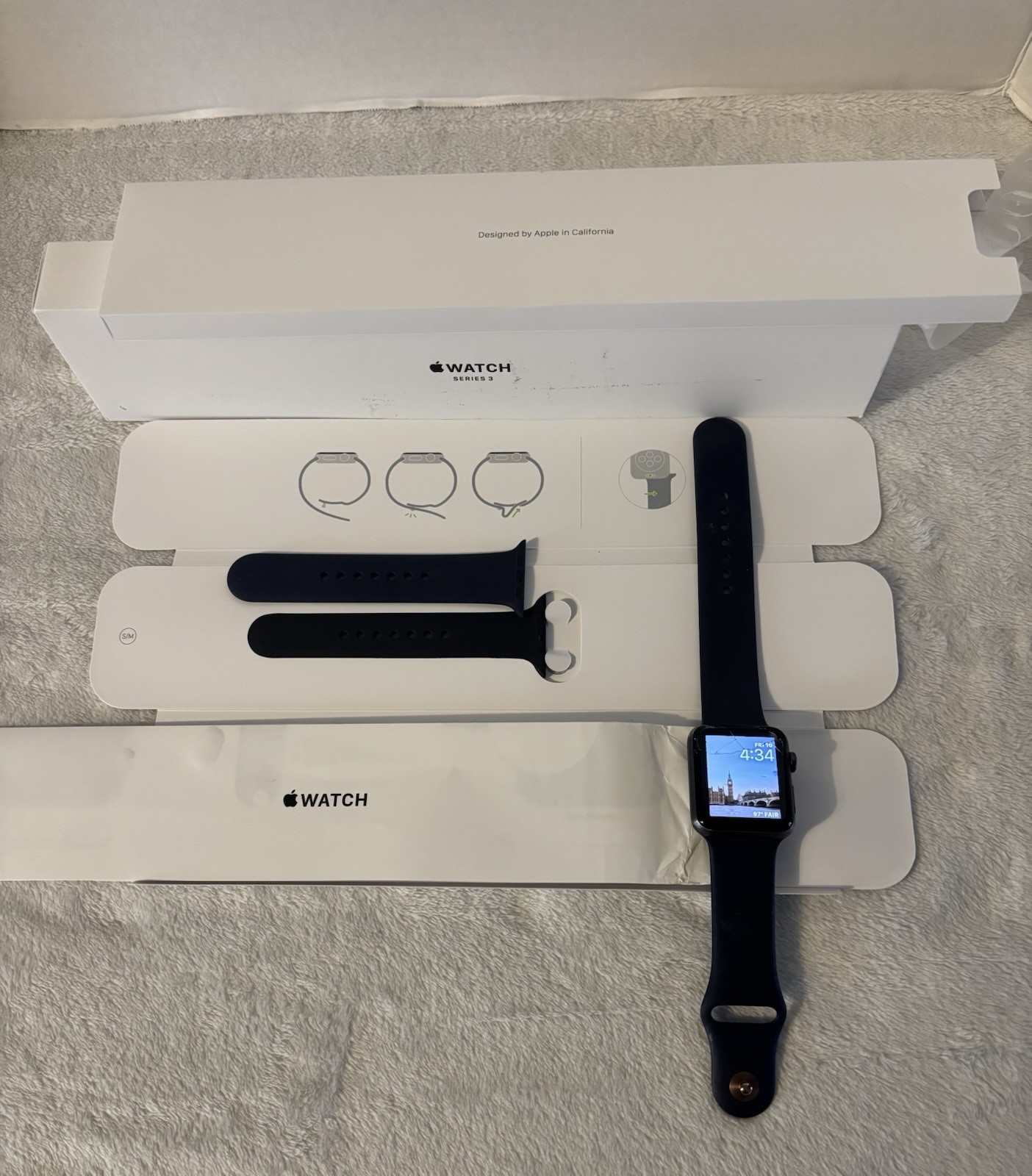AS IS – READ – Apple MTF32LLA Watch Series 3 GPS 42mm Space Gray Aluminum Sport