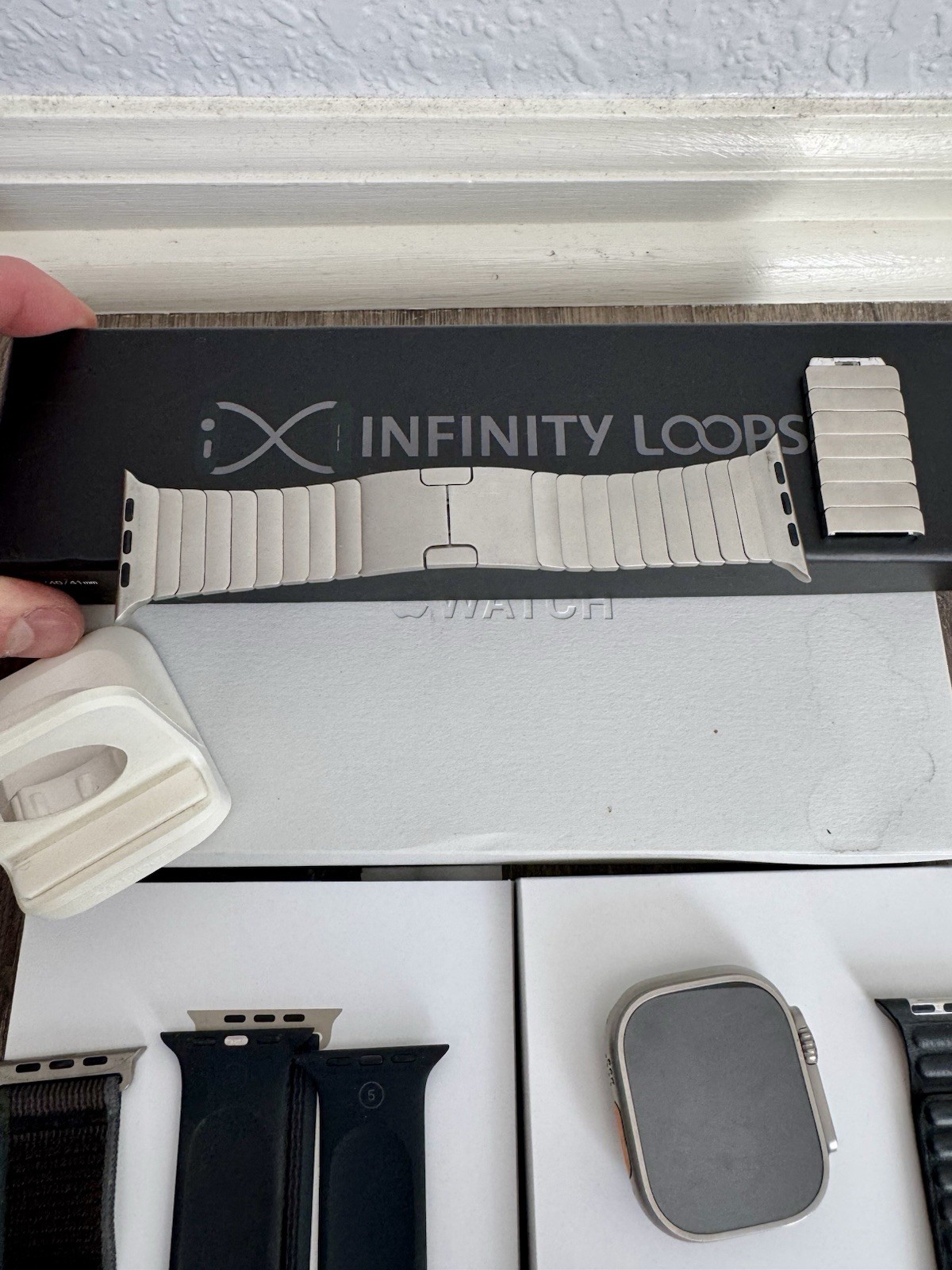 Apple Watch Ultra 2 49mm Titanium + Titanium, Leather, Loop Bracelets