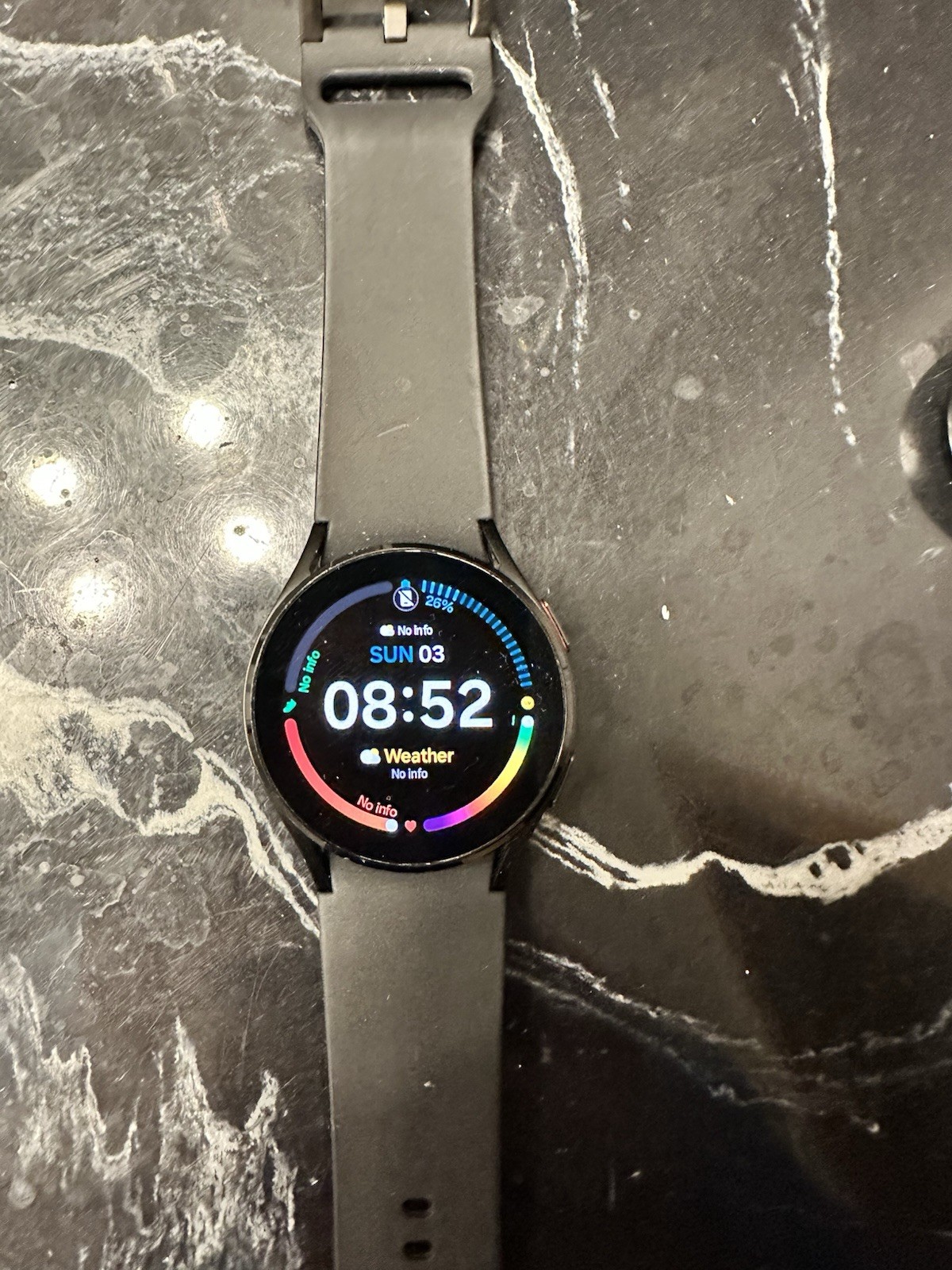 Samsung Galaxy Watch 4 40mm R860 Black GPS + WiFi + Bluetooth Smartwatch – Good