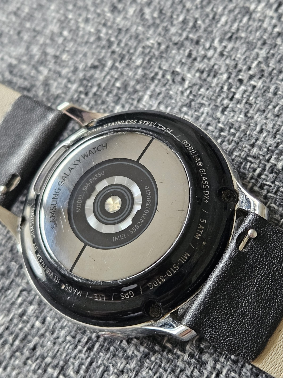 Samsung Galaxy Watch Active2 40mm Stainless Steel LTE (SM-R835U)