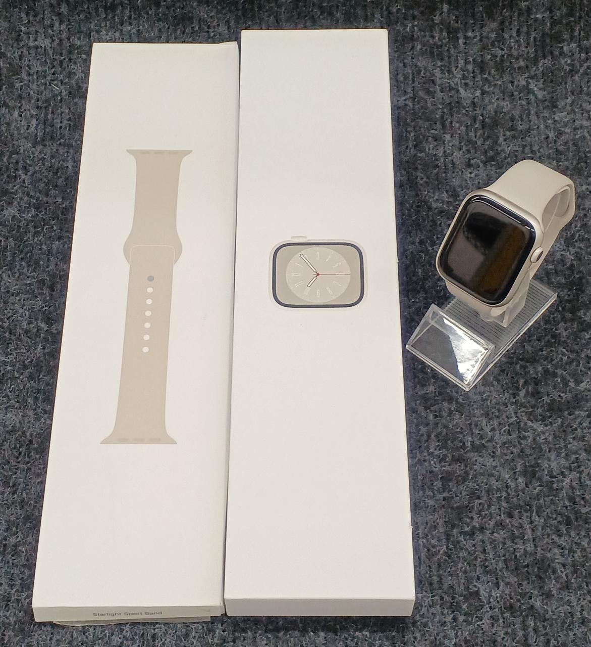 Apple Watch Series 8 Smartwatch 32GB Retina Display Crack-Resistant, Used