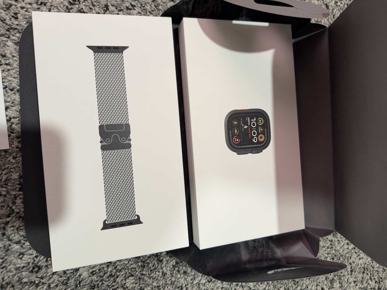 Apple Watch (Ultra 2) 49mm Black Titanium (LTE) w/ Titanium Milanese Loop – 9/10