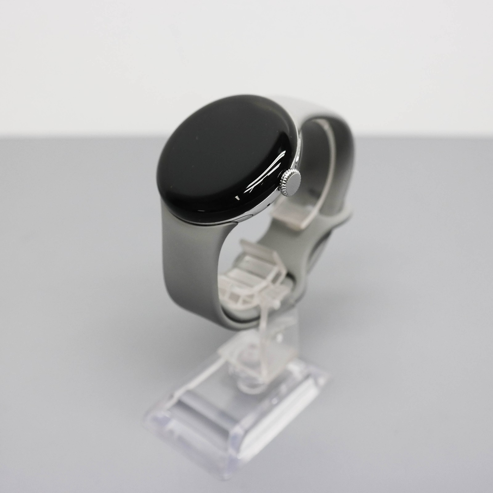 Google Pixel Watch 2 41mm Silver Case with Gray Band GA05012-US