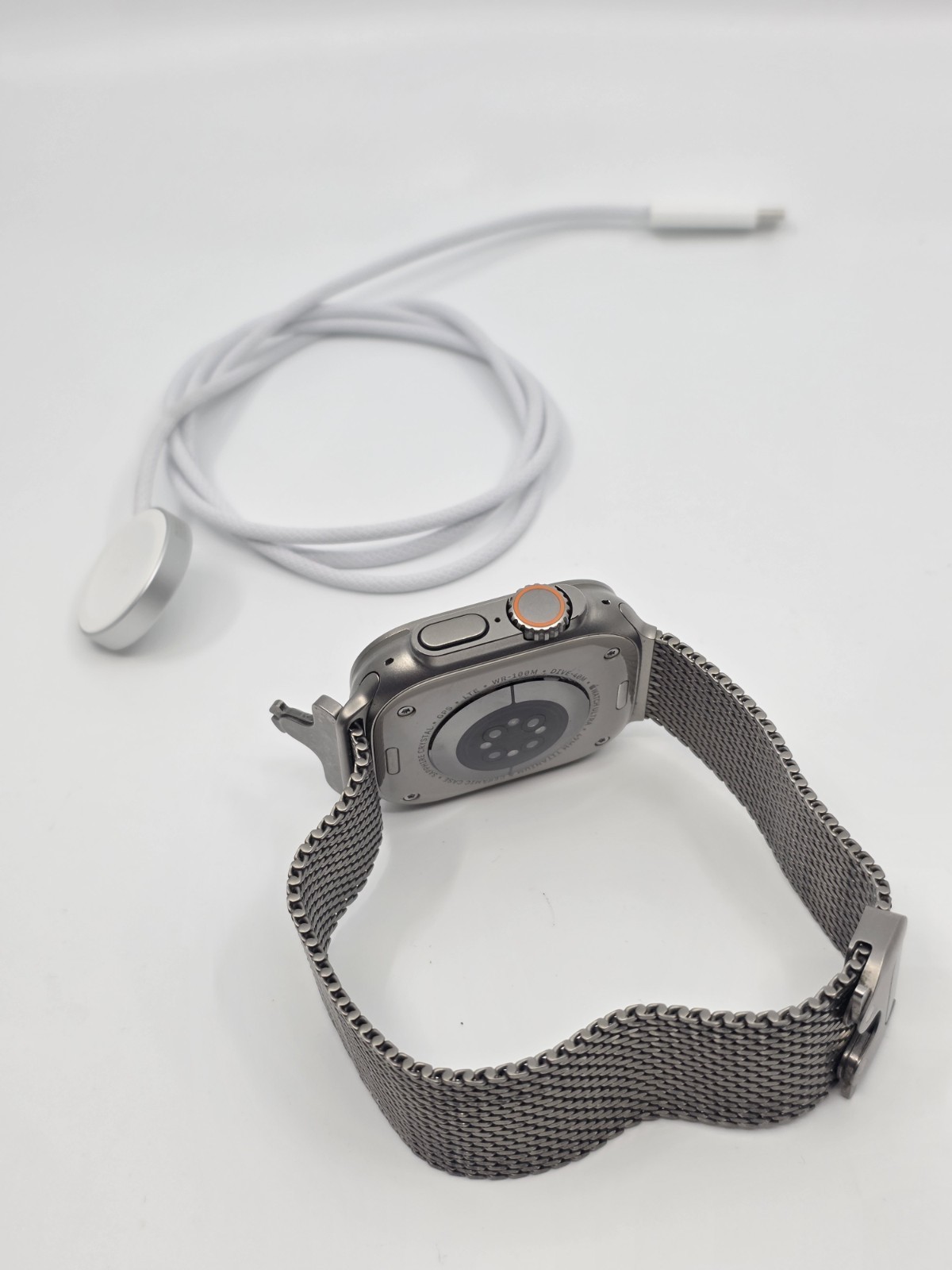 Apple Watch Ultra 49mm Titanium Case Titanium Milanese Loop