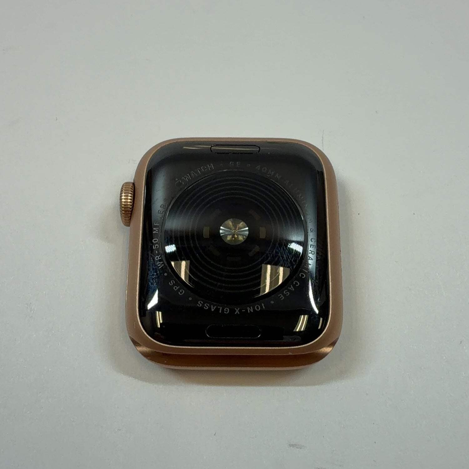 GPS Only Apple Watch SE 1st Gen 40MM Gold Aluminum MKQ03LL/A Face Only
