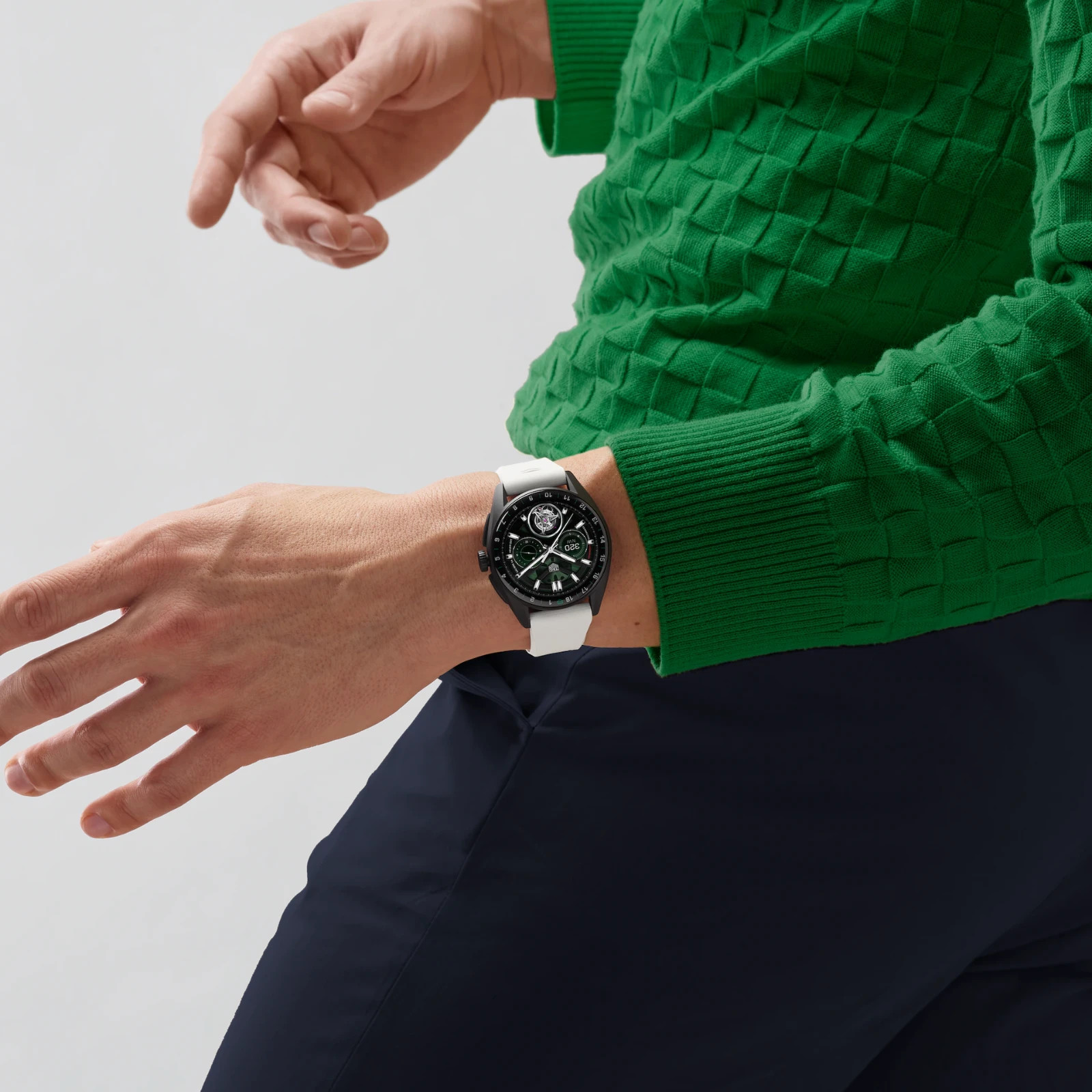 TAG Heuer Connected Calibre E4 Golf Edition 42mm Smart Watch SBR8080.EB0284